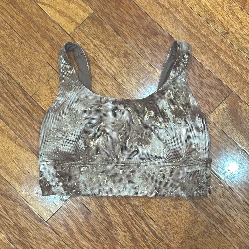 Lululemon sports bra